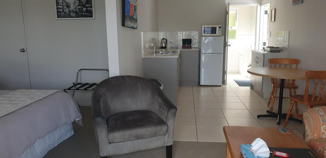 Whangaroa Lodge Motel Dış mekan fotoğraf